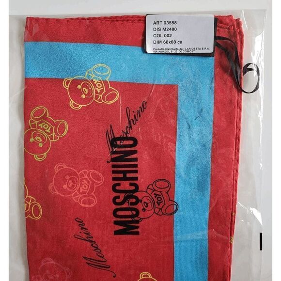 🐻 NWT MOSCHINO Iconic Teddy Bear Print Luxe Red Silk Scarf MSRP $245 - Picture 10 of 16